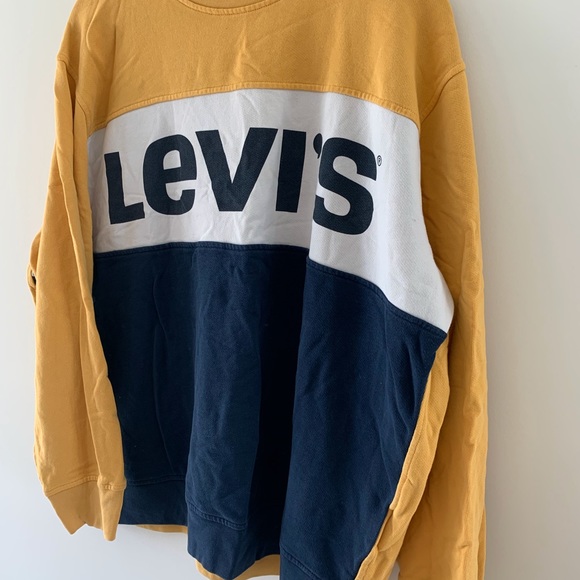 Levi’s vintage inspired over-sized crew neck jumper in blue and yellow 💙💛 - Picture 2 of 2
